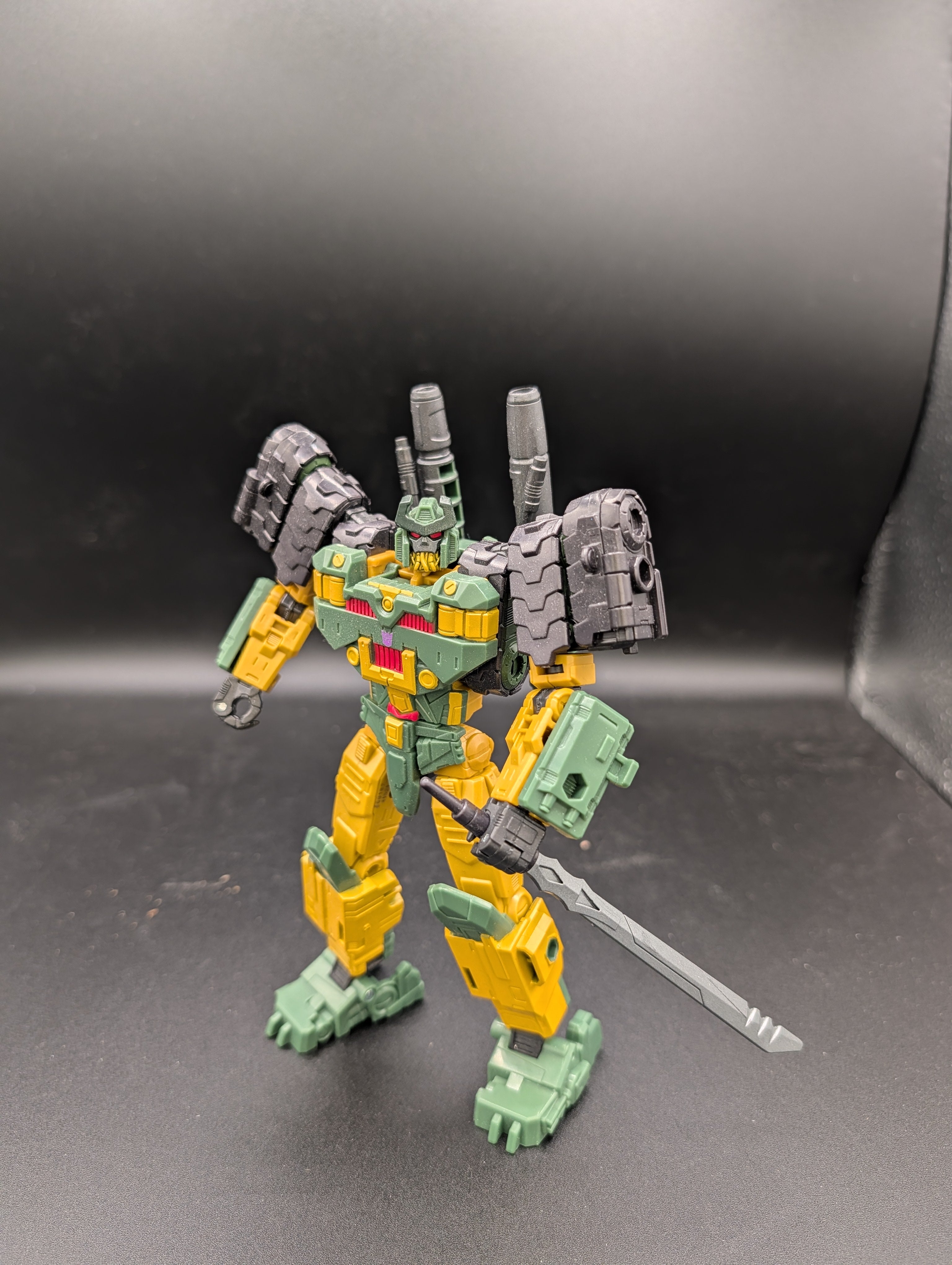 Transformers Legacy United: Doom and Destruction Collection: Bludgeon and Ruckus (Used, Complete w/ Box!)